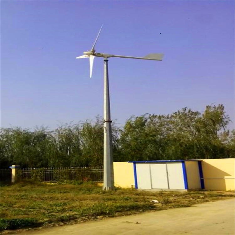 热销推荐2千瓦风力发电机A山东家用2千瓦风力发电机蓝润主打产品