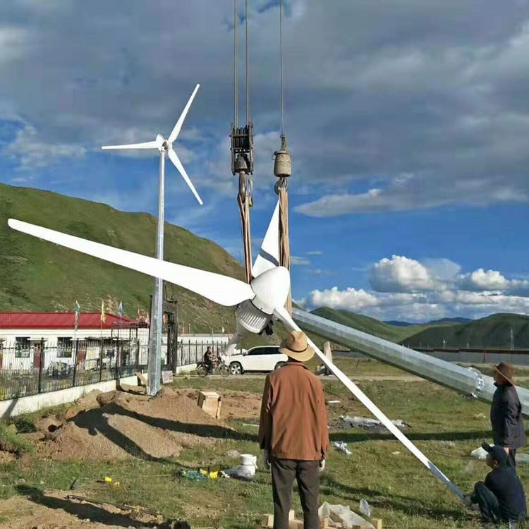 辽宁普雷斯中小型风力发电机批发价量大优惠 5千瓦风力发电机