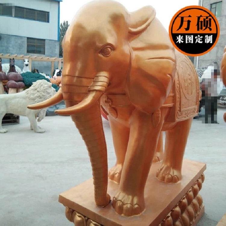 定制玻璃钢动物雕塑 可爱卡通大象雕塑 门口装修象摆件装饰品 万硕图片
