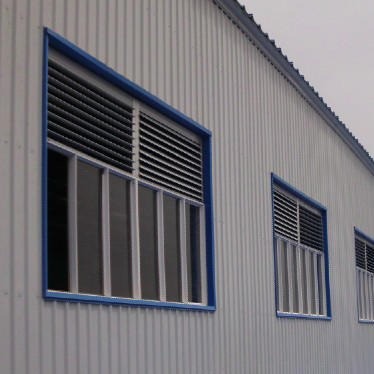 厂房用铝合金百叶窗 空调罩定做铝合金空调罩厂家 工字槽百叶 u型空调