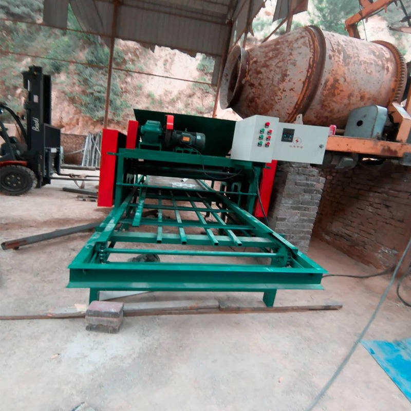 任县进意小型混凝土预制块生产设备花砖机路沿石机预制构件布料机护坡砖机