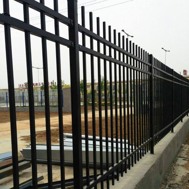 峰尚安护栏锌钢护栏家用围墙防护栏杆厂区隔离栅栏幼儿园围墙护栏可视围栏图片