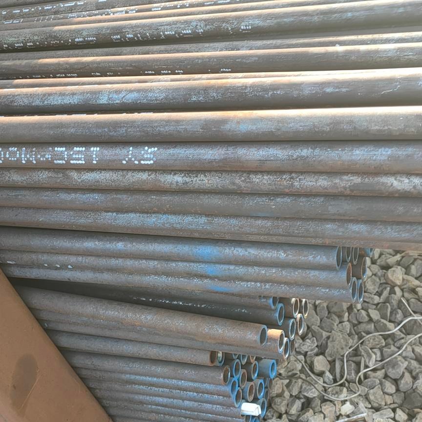 12Cr2MoG合金钢管规格齐全 12Cr2MoG合金钢管价格合理 12Cr2MoG合金钢管厂家现货 12Cr2MoG