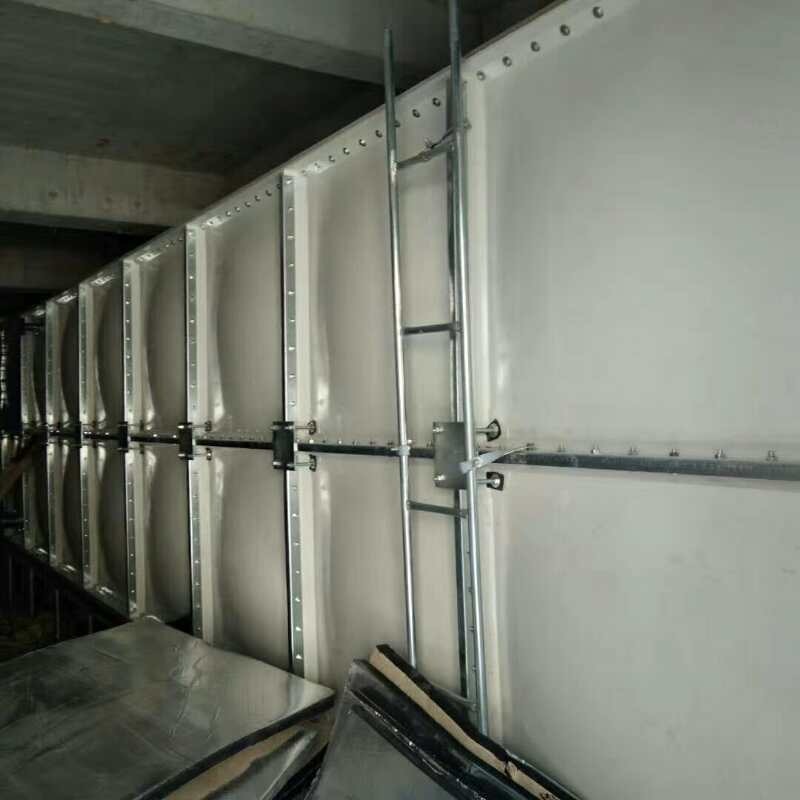 河北鼎洋 玻璃钢水箱 模压玻璃钢水箱 现货供应  DY-2 加工订制厂家供应 型号齐全