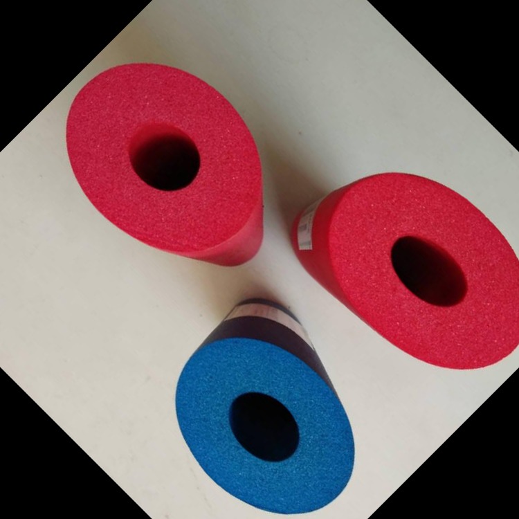 橡塑管厂家价格-高密度橡塑保温管批发厂家-现货供应华章牌橡塑管壳