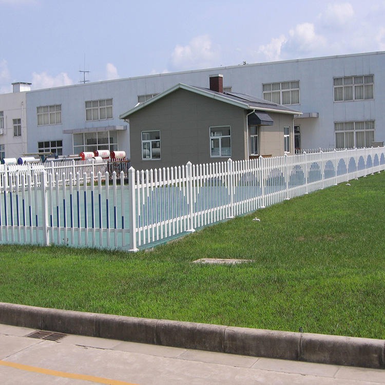 白色PVC护栏 草坪防护栅栏 pvc防护护栏 一匡 大量供应