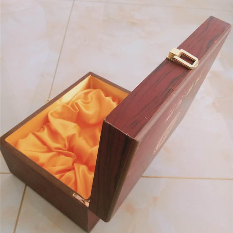 厂家供应高端玉器包装盒，雕刻珍藏木盒，木盒饰品盒 木盒制品厂