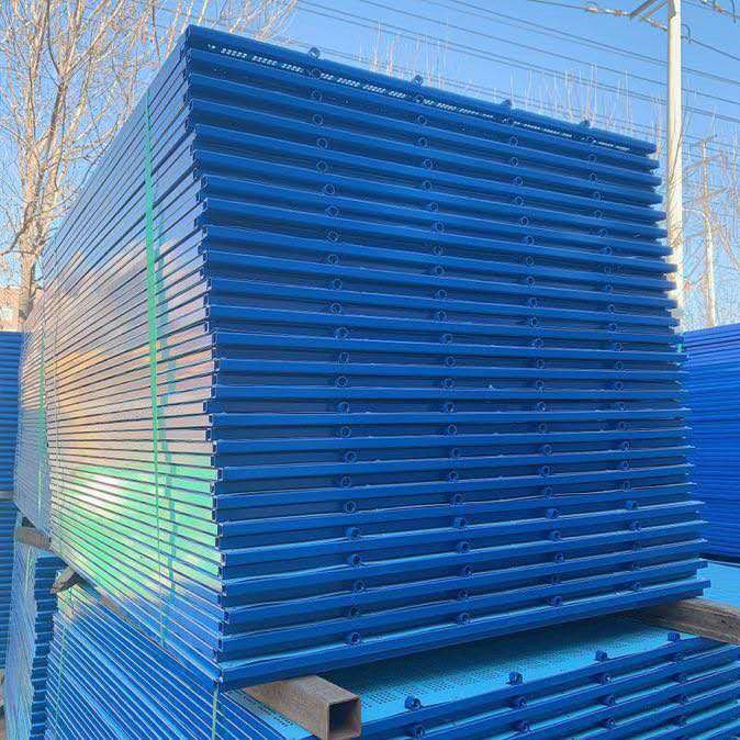 铝板爬架网片  建筑高层安全防护网  爬架网现货  工地脚手架爬架防护网