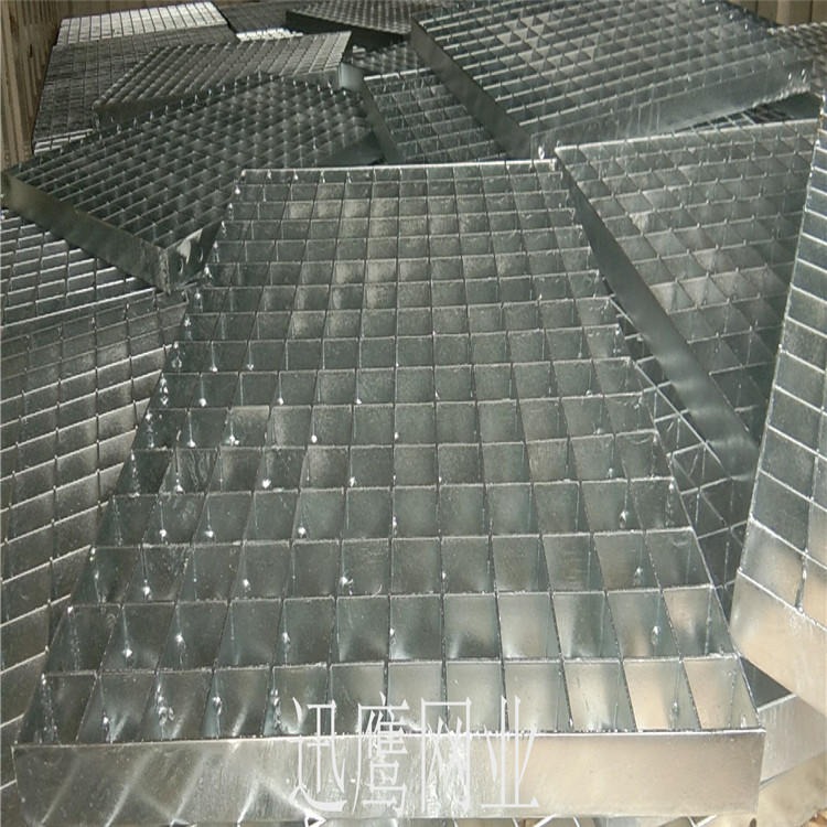 迅鹰3公分高平台格栅板   污水厂专用漏水钢格板  丹东市楼梯踏步格栅
