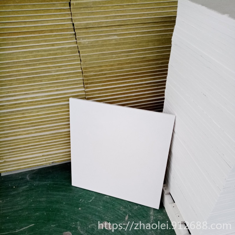 玻纤吸音板质量 豪亚岩棉天花板吸音原理 徐州市购买603*603岩棉吊顶天花板图片