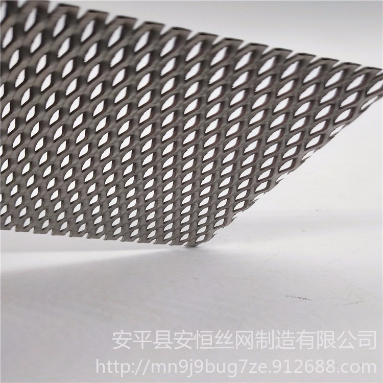 污水处理设备用钛网 0.3mm厚钛斜拉网 菱形孔钛板网孔径3x6mm
