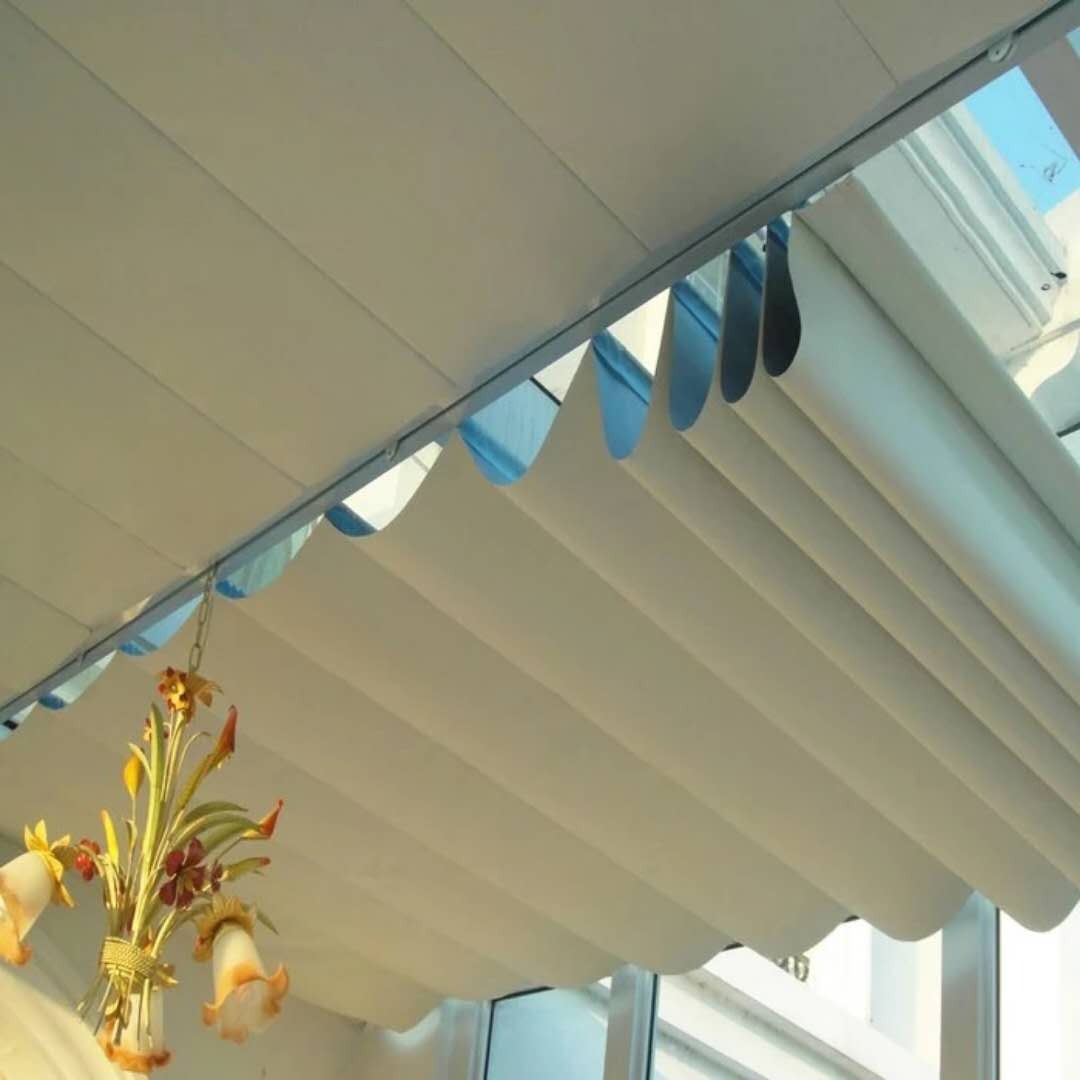 上海绮慕阳光房折叠天棚帘遮光手动电动天棚帘节能环保免费上面测量尺寸安装