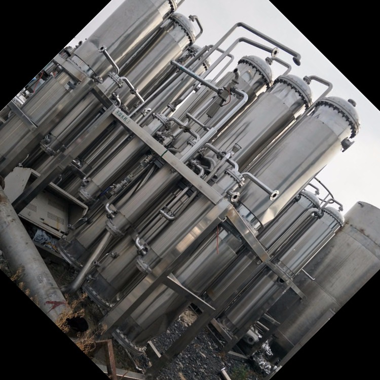 隆顺不锈钢多效蒸馏水机  医药蒸馏水机 10立方列管式不锈钢电蒸馏水机