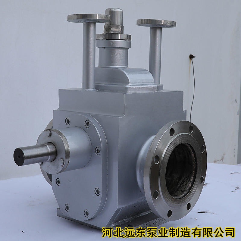 RCB-6/0.36保温齿轮泵,沥青泵,流量:6m3/h,压力:0.36Mpa,口径:40,配电机:Y132M-4