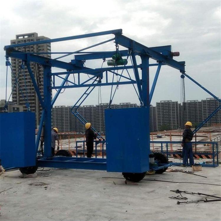 四川宜宾厂家直供 移动式护栏模板安装吊运车 桥梁护栏护栏模板定制台车图片