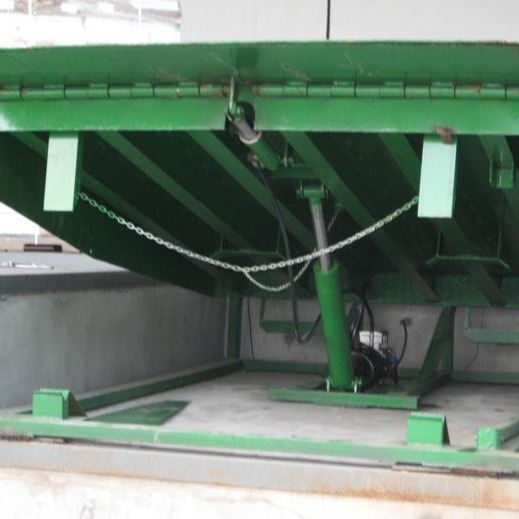 固定式登车桥参数 启运专业定制物流设备 物流卸货平台 液压式登车桥图片