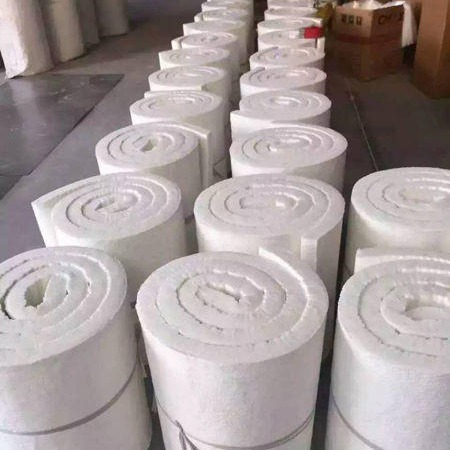 犇腾建材直销标准型硅酸铝陶瓷纤维毯、保温硅酸铝毡、硅酸铝管 电厂甩丝针刺毯