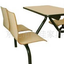 迪佳家具年初厂家直销麦肯餐桌椅，奶茶店餐桌椅，派乐汉堡连体式桌椅组合