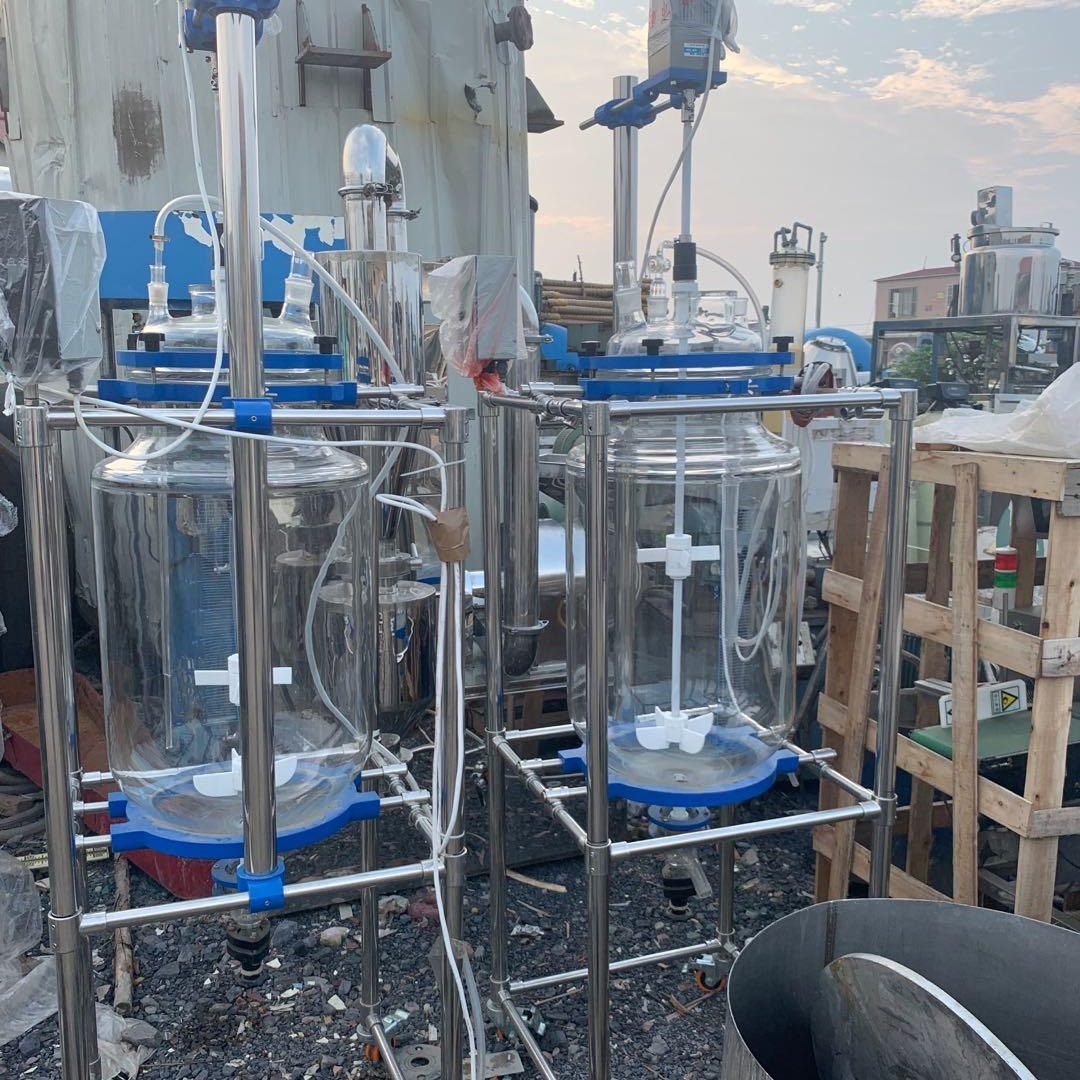 梁山华跃现货多台20L玻璃反应釜，可用于实验室，生物，化工研究使用。