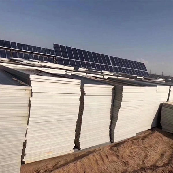 乌鲁木齐市大量回收太阳能组件  光伏拆卸组件  降级太阳能板  鑫晶威新能源