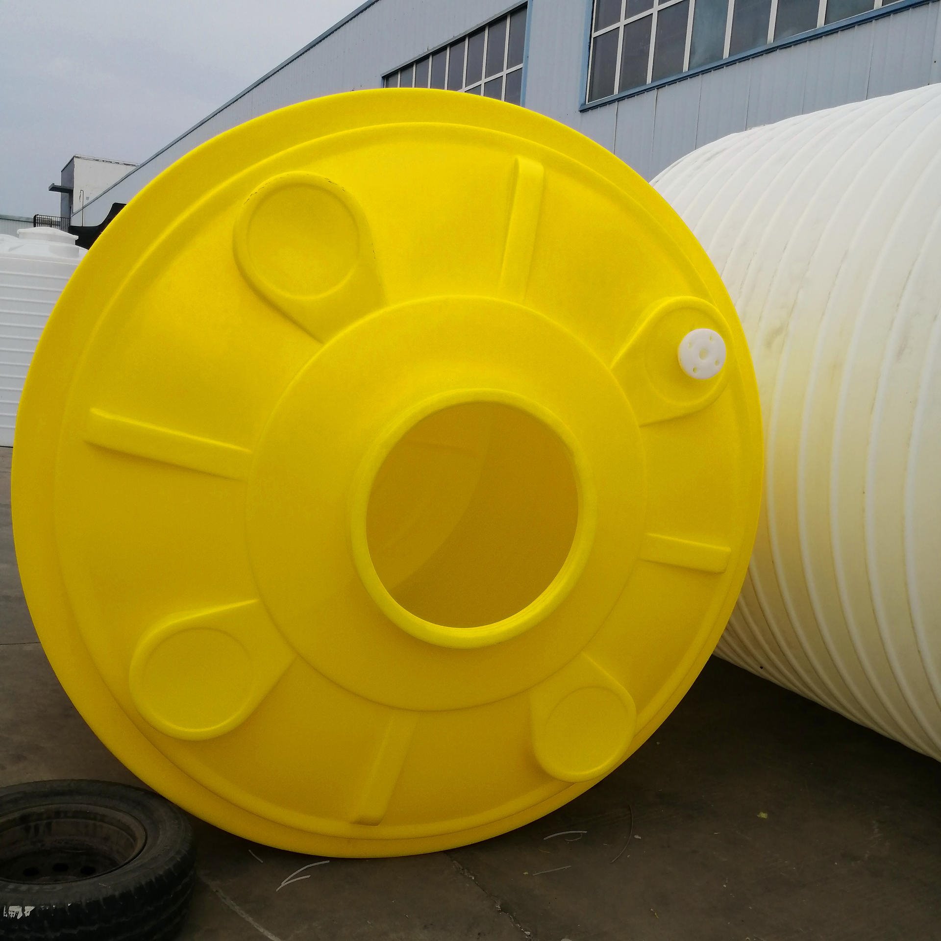 河南厂家生产直销塑料水塔 10立方化工塑料水塔