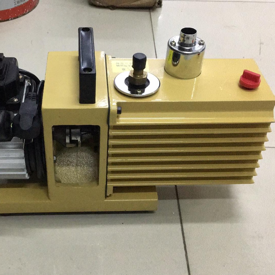 2XZ-4旋片式真空泵 220V小型实验室真空泵 抽气速率4L/S的真空泵图片