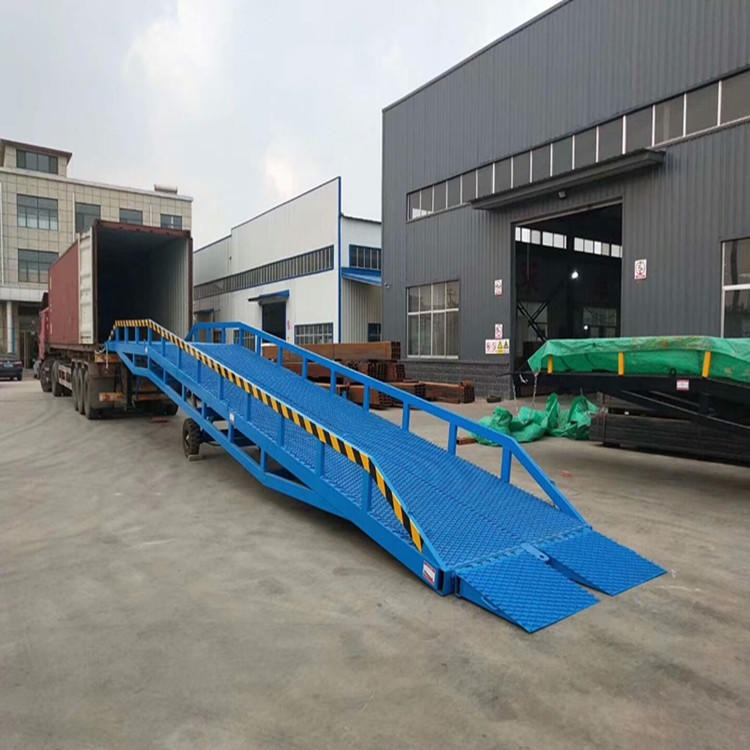 盛荣 DCQY-10集装箱装卸平台 移动式装卸货登车桥 移动式登车