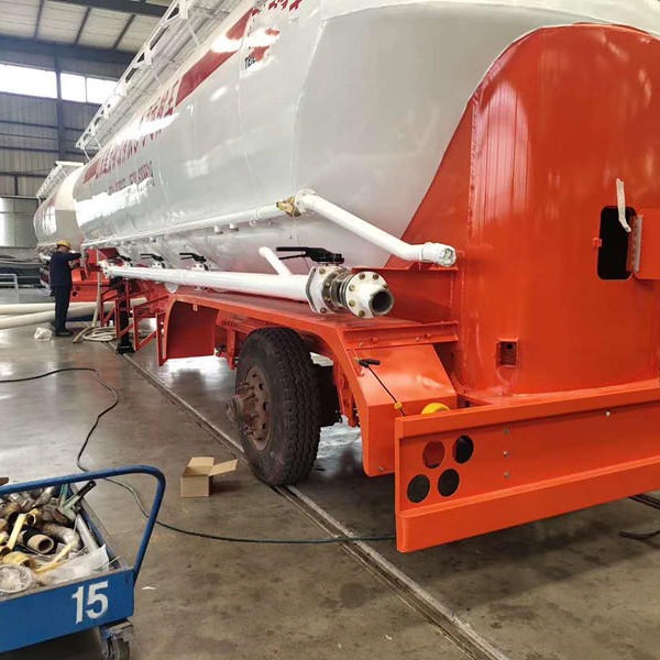 供应60立方面粉运输专用车 散面粉运输车 铝合金面粉运输车