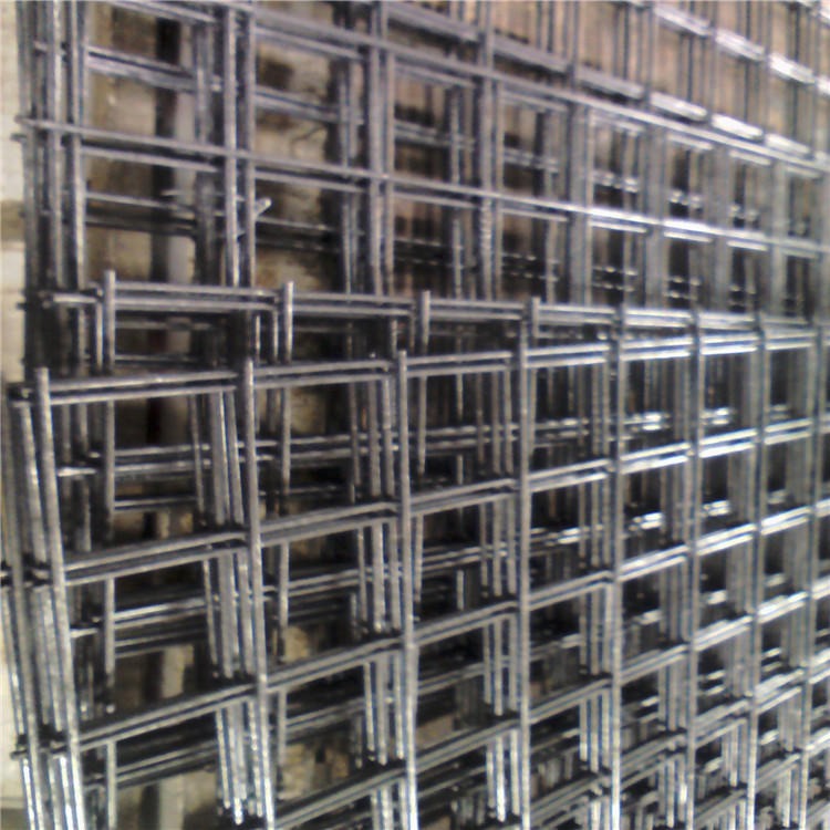 金属网片 九天矿业 钢筋网定做厂家 31.5米钢筋焊接网现货