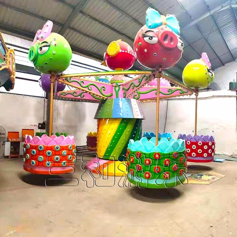 新款桑巴气球  户外游乐设备  吸引人气游乐设备猪猪侠桑巴气球图片