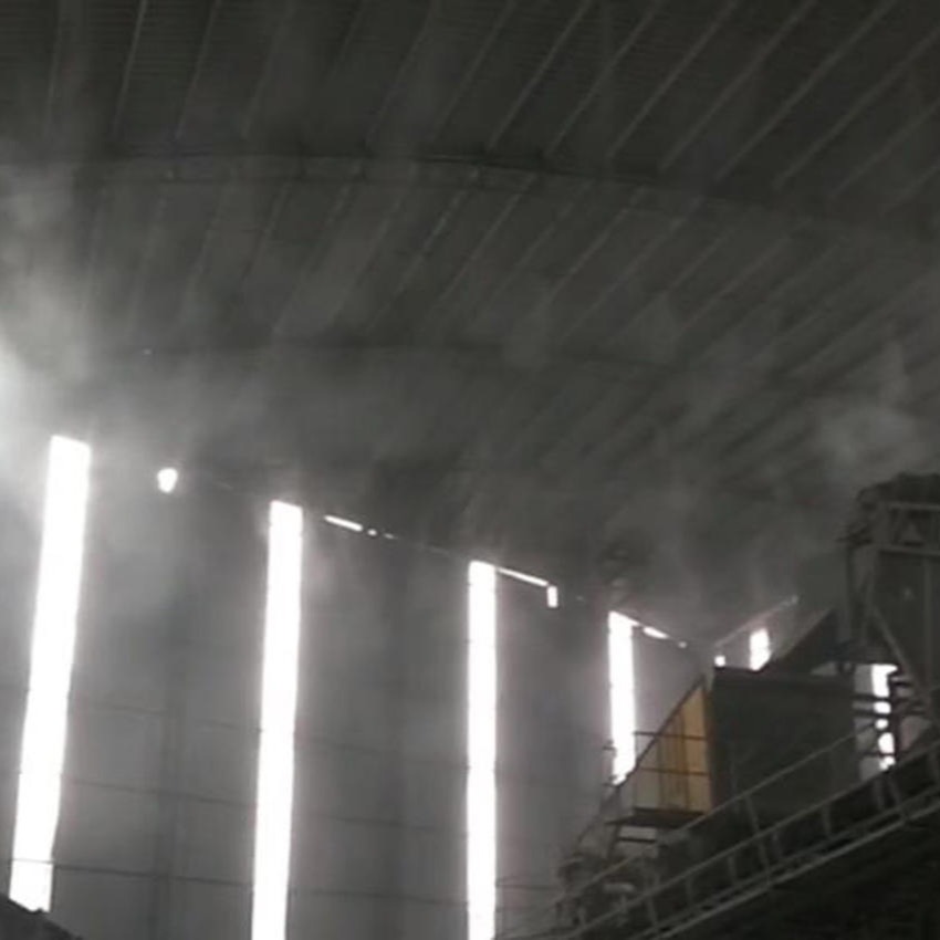 料棚降尘除尘喷雾降温设备 工业厂房车间雾森 高空喷雾降尘生产厂家图片