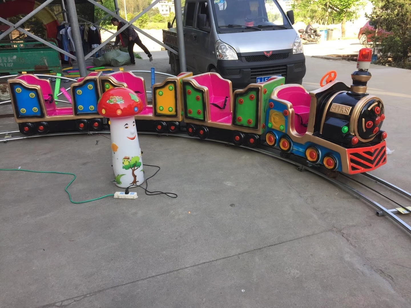 郑州大洋轨道小火车儿童游乐设备 儿童小火车 豪华轨道火车厂家示例图15