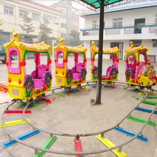 郑州大洋轨道小火车儿童游乐设备 儿童小火车 豪华轨道火车厂家示例图9